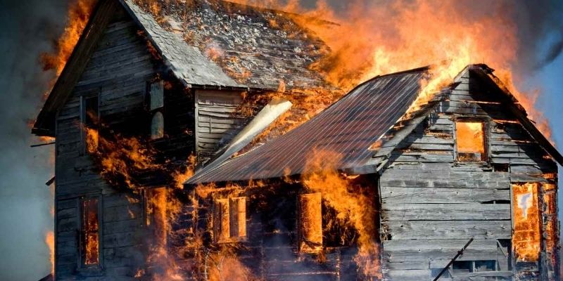 Giải mã nằm chiêm bao nhà bản thân bị cháy